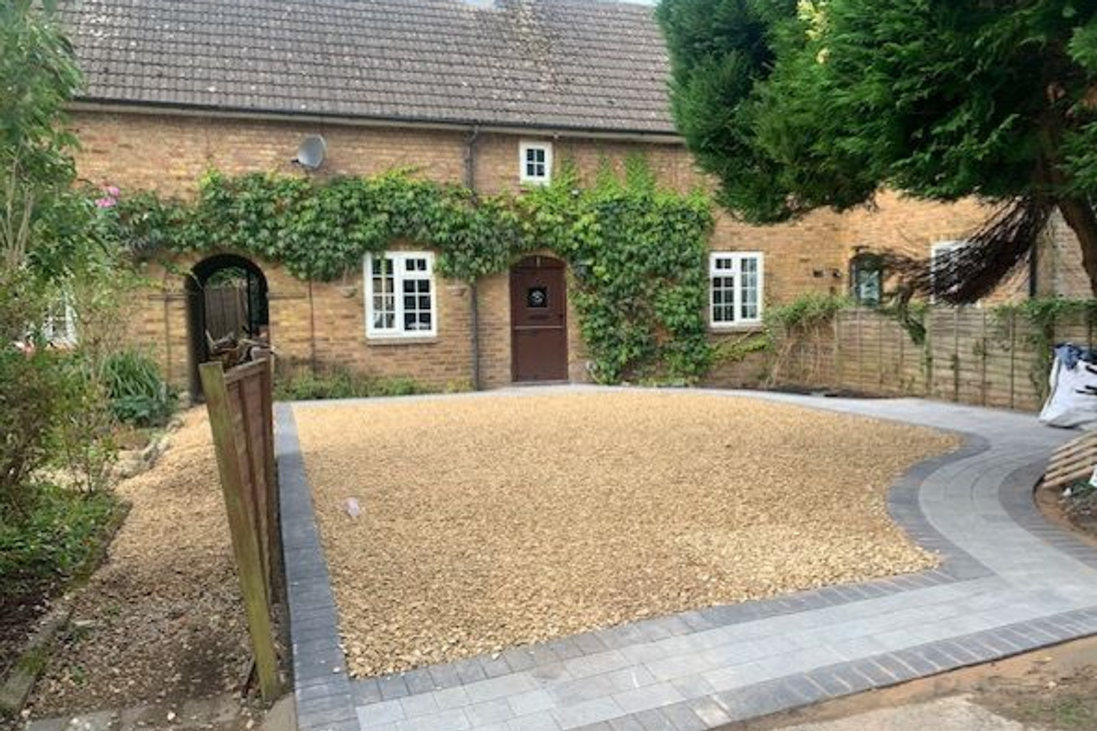 completed gravel driveway, project view 2